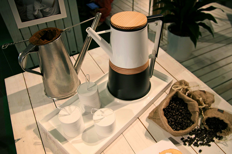 awesome-design-ideas-Chong-Kopi-Set-coffee-Celia-Law-4