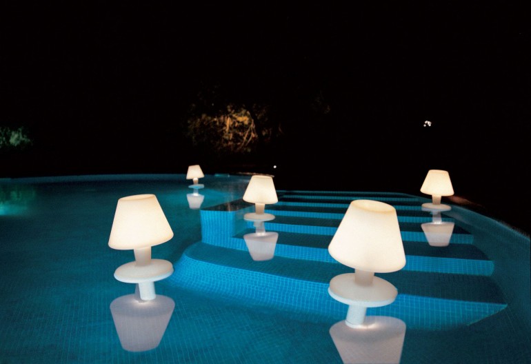 awesome-design-ideas-waterproof-Light-Hector-serrano-1