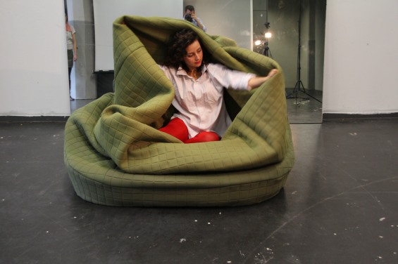 awesome-design-ideas-ADi-Moody-sofa-Hanna-Emelie-Ernsting-1